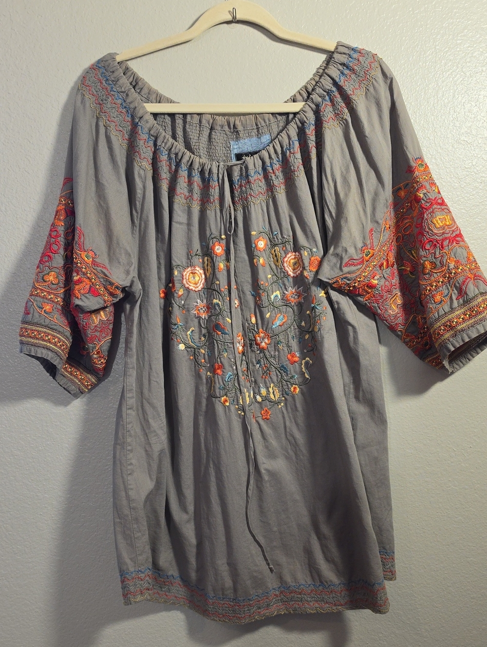 Biya Embroidery Peasant Blouse - Gray with Multicolor Floral Detail, XL